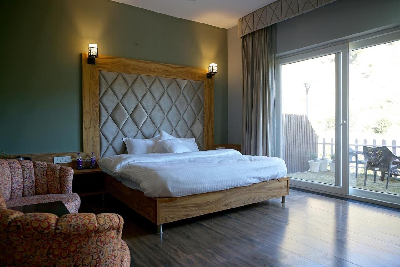 Sl Manor Hill Resort Mussoorie Buitenkant foto